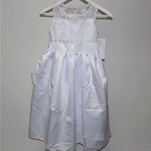 Bonnie Jean Sleeveless Flare first Communion Dress Size 7